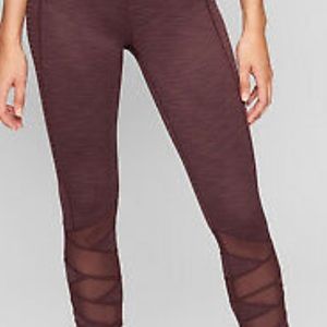 Athleta Jacquard Mantra Capri
